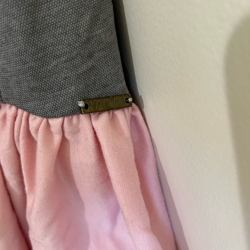 Elegant Gray and Pink Midi Dress - Picture 4 of 5